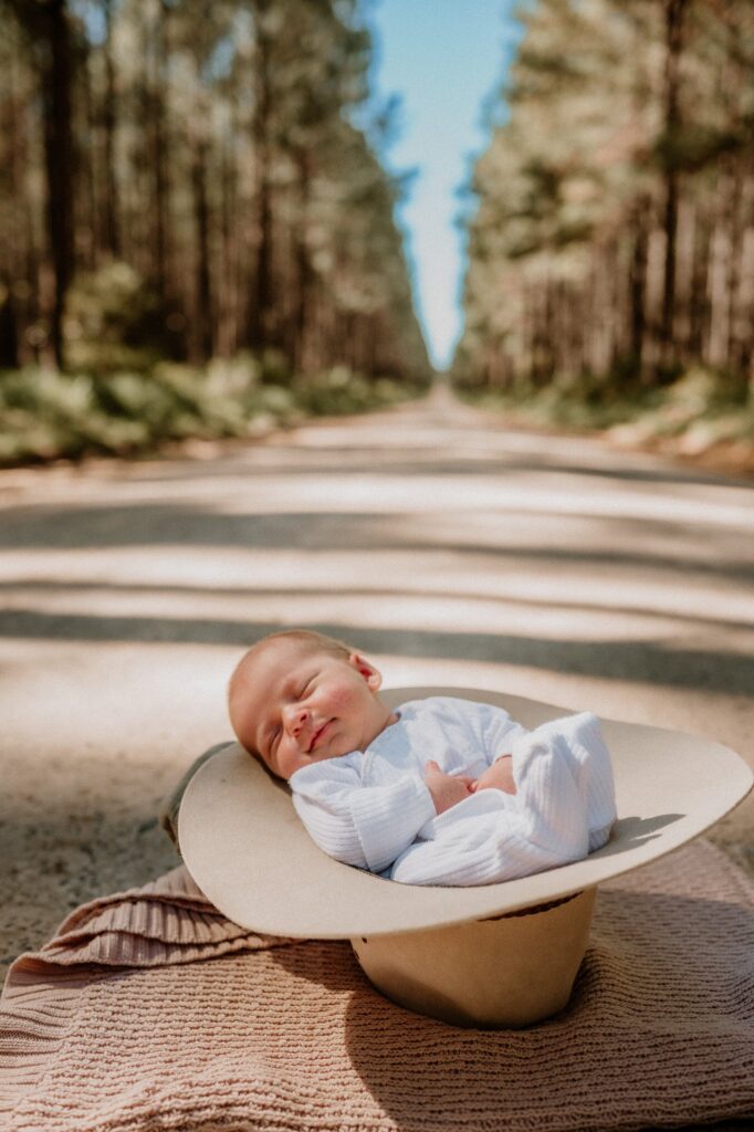 Sunshine Coast maternity and newborn photography by Natural Oak Photography