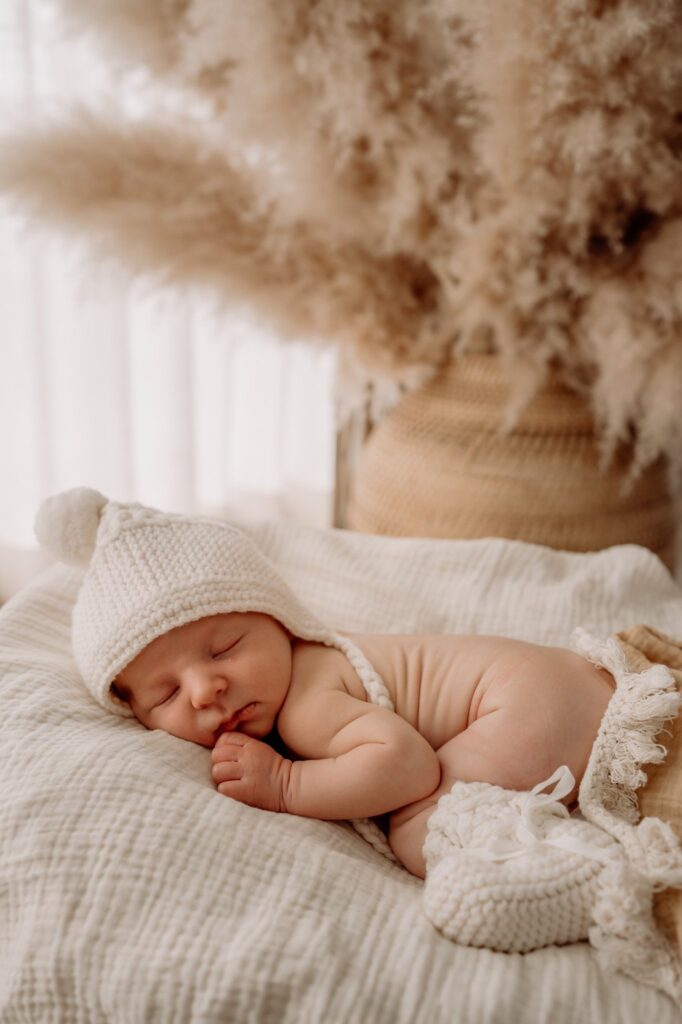 Sunshine Coast maternity and newborn photography by Natural Oak Photography